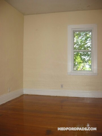 Building Photo - 157 Winthrop St