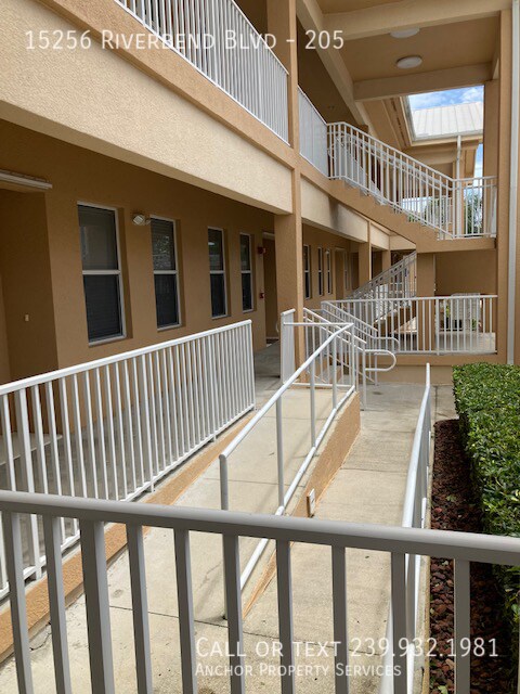 Building Photo - 15256 Riverbend Blvd