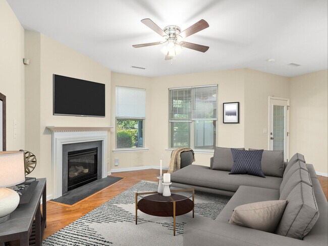 Building Photo - 533 Panorama Park Pl