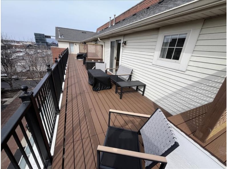 Building Photo - 3255 N Bay Ct