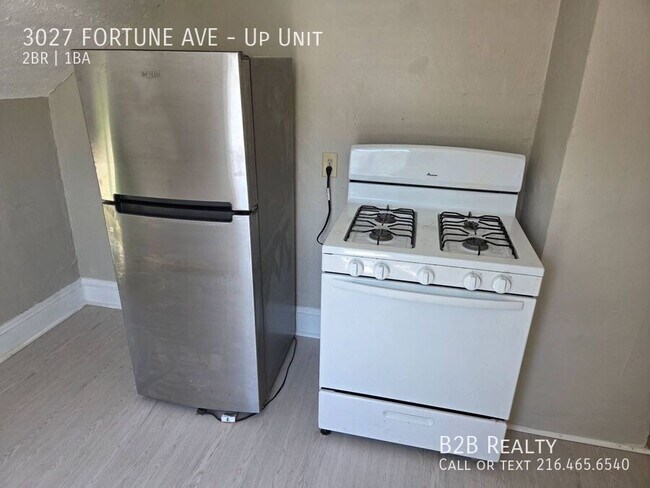 Building Photo - 3027 Fortune Ave