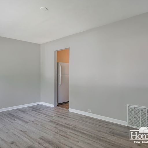 Building Photo - Comfort. Convenience. A place to call home.
