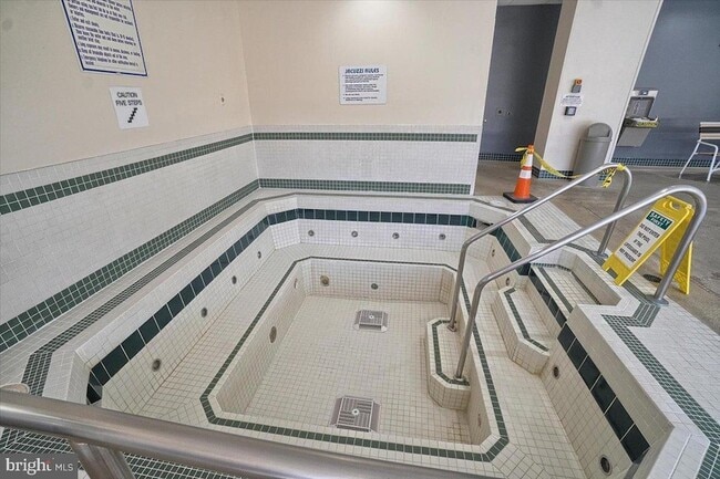 Building Photo - 5225 Pooks Hill Rd