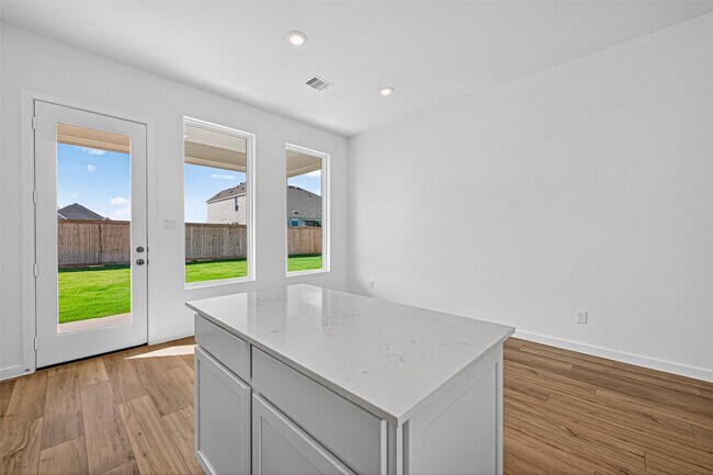 Building Photo - 11119 Poplar Tree Dr