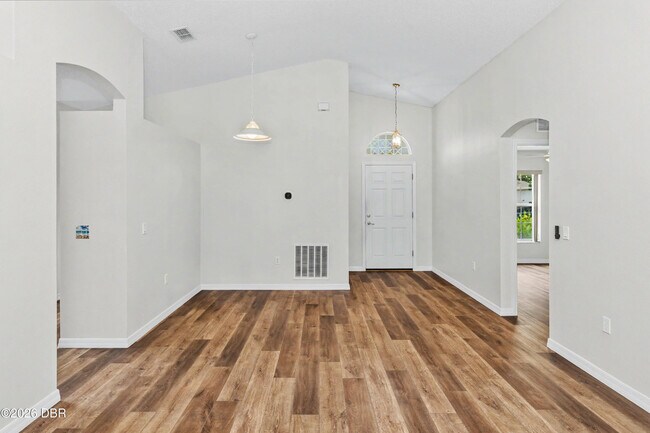 Building Photo - 342 Dahoon Holly Dr