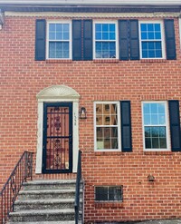 Building Photo - Newly Renovated 2 Bedroom Home on 6th St