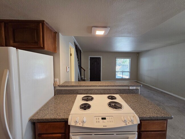 Building Photo - 1809 E Frier Dr