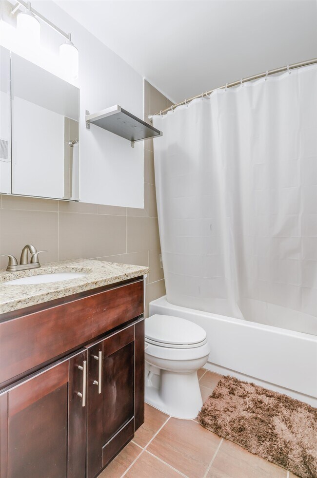 Building Photo - 310 70th St