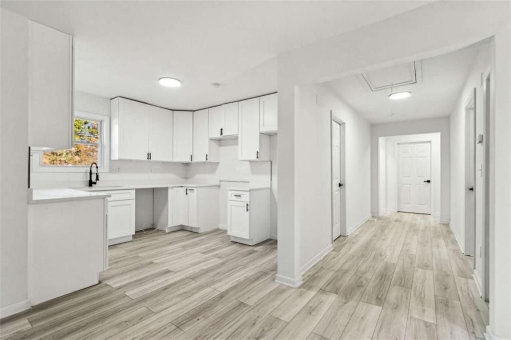 Building Photo - 597 Paper Mill Rd