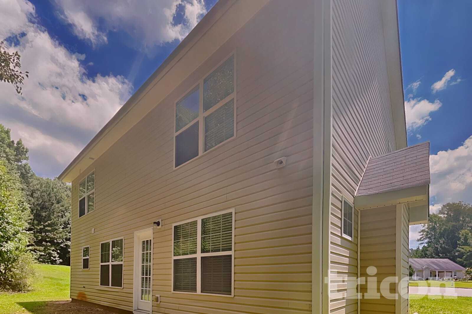 Building Photo - 40 Deadwood Ln