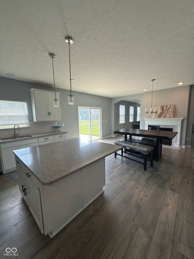 Building Photo - 151 Dyson Dr