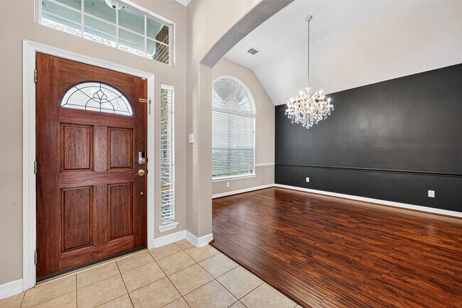 Building Photo - 20807 Autumn Terrace Ln