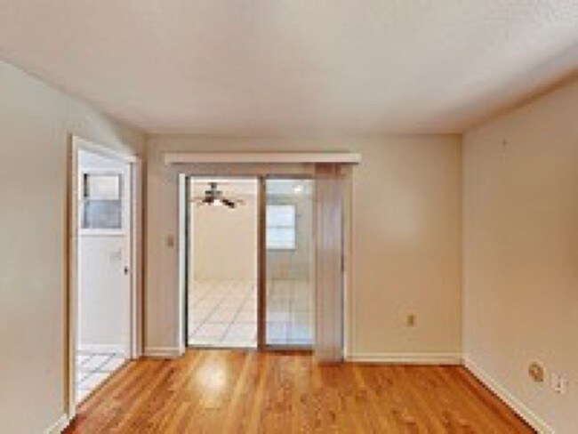 Building Photo - 6505 Ambassador Dr