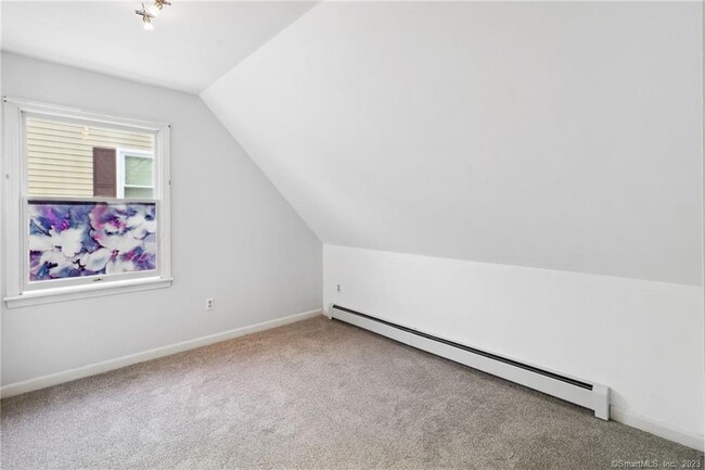 Building Photo - 43 W Elderkin Ave