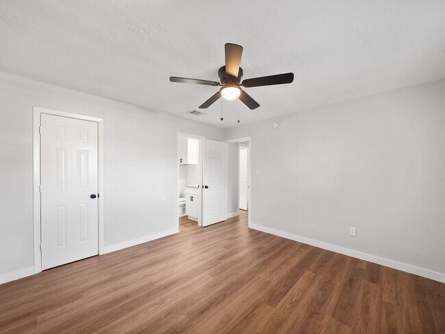 Building Photo - 11703 Hendon Ln