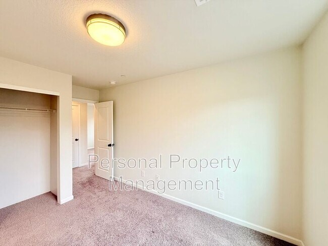 Building Photo - 7310 N 93rd Ave