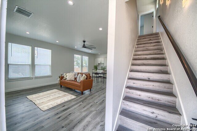 Building Photo - 2066 Dry Creek
