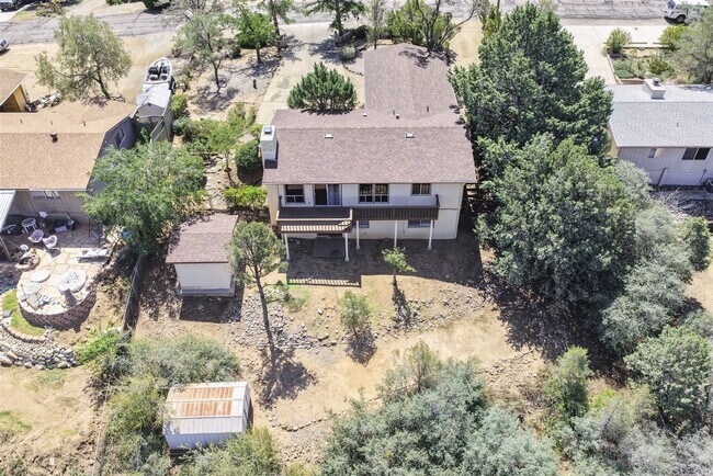 Building Photo - 3 Bedroom, 2 Bath Home with Views in Prescott!