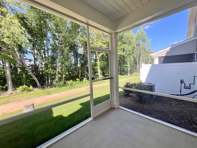 Building Photo - Newly Built 3BD, 2.5BA Raleigh Townhome in...