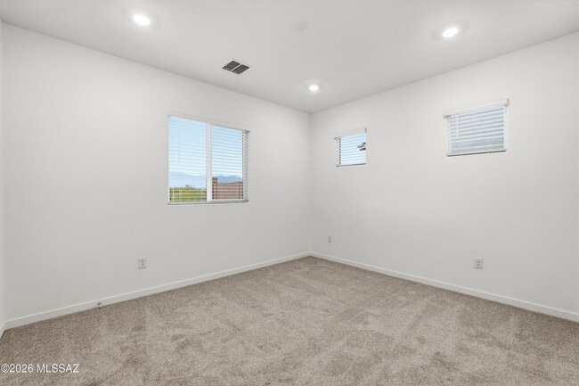Building Photo - 8774 S Cir. Generoso