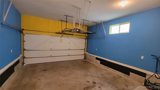 Building Photo - 1430 S Quincy Ave