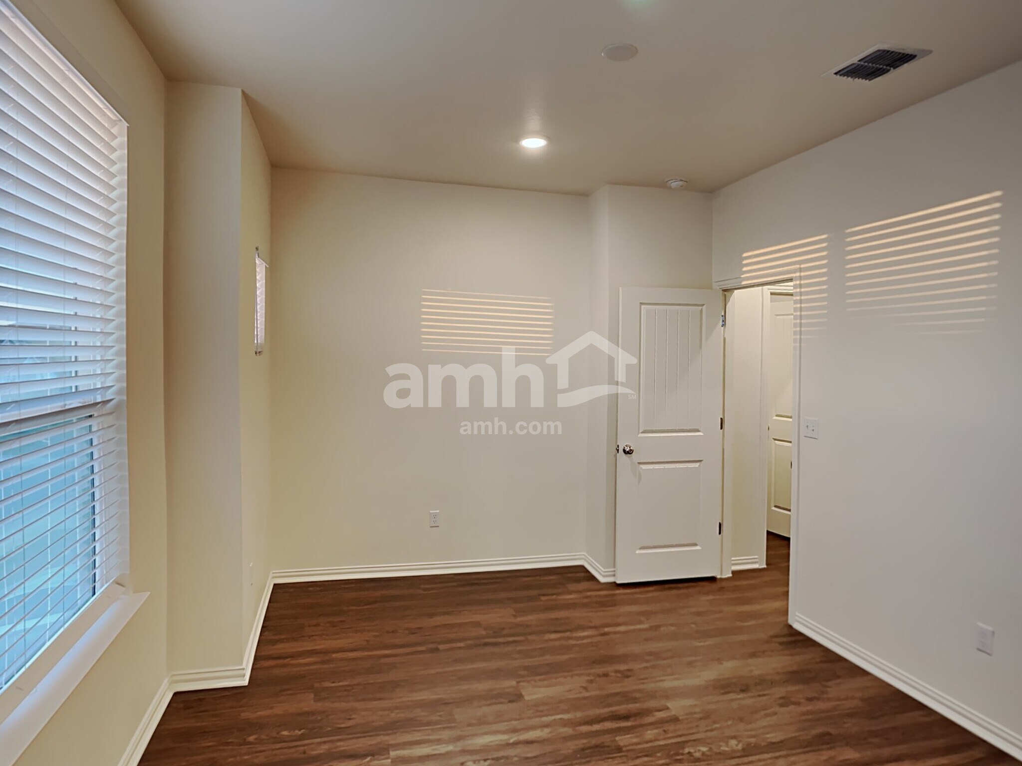 Building Photo - 188 Pebble Creek Run