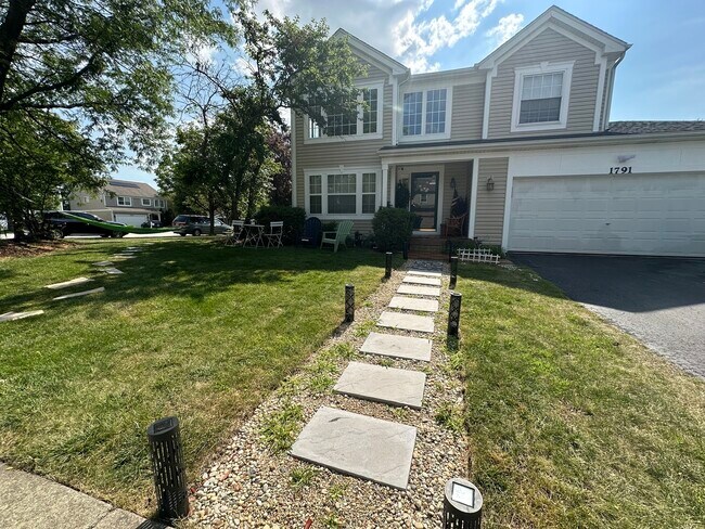 Building Photo - 1791 Ellington Dr