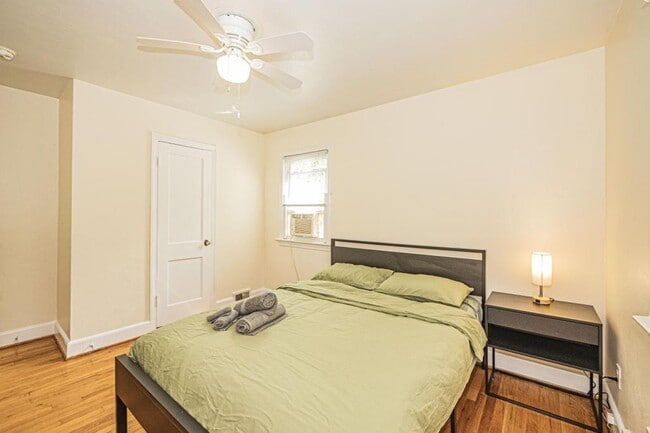 Building Photo - 8411 Potomac Ave