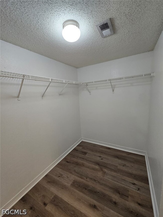 Building Photo - 12730 Equestrian Cir