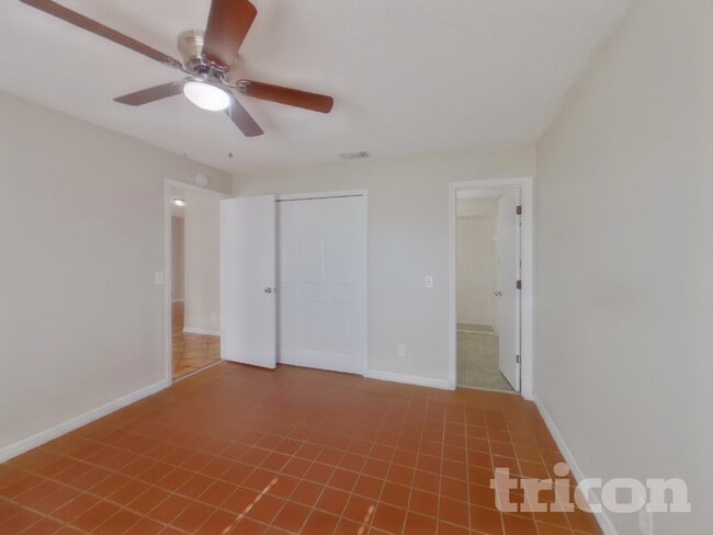 Building Photo - 2981 Snow Dr