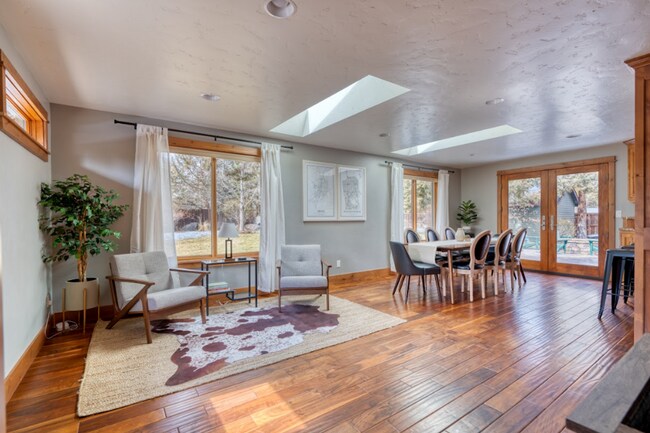 Building Photo - 61497 Orion Dr
