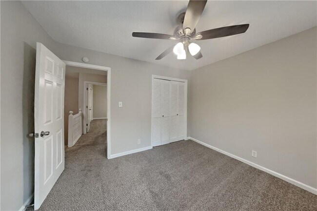 Building Photo - 3331 Hansen Way
