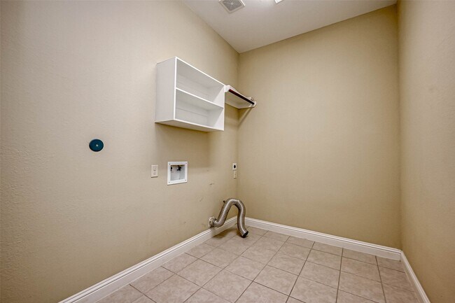 Building Photo - 26634 Sooty Tern Dr