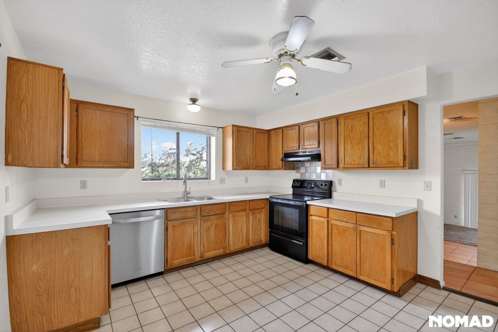 Building Photo - 4600 N Camino De Oeste