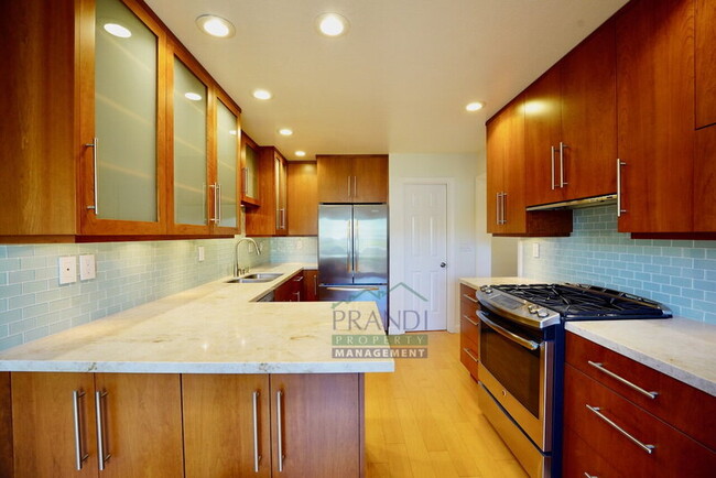 Building Photo - 13 Rockport Cove