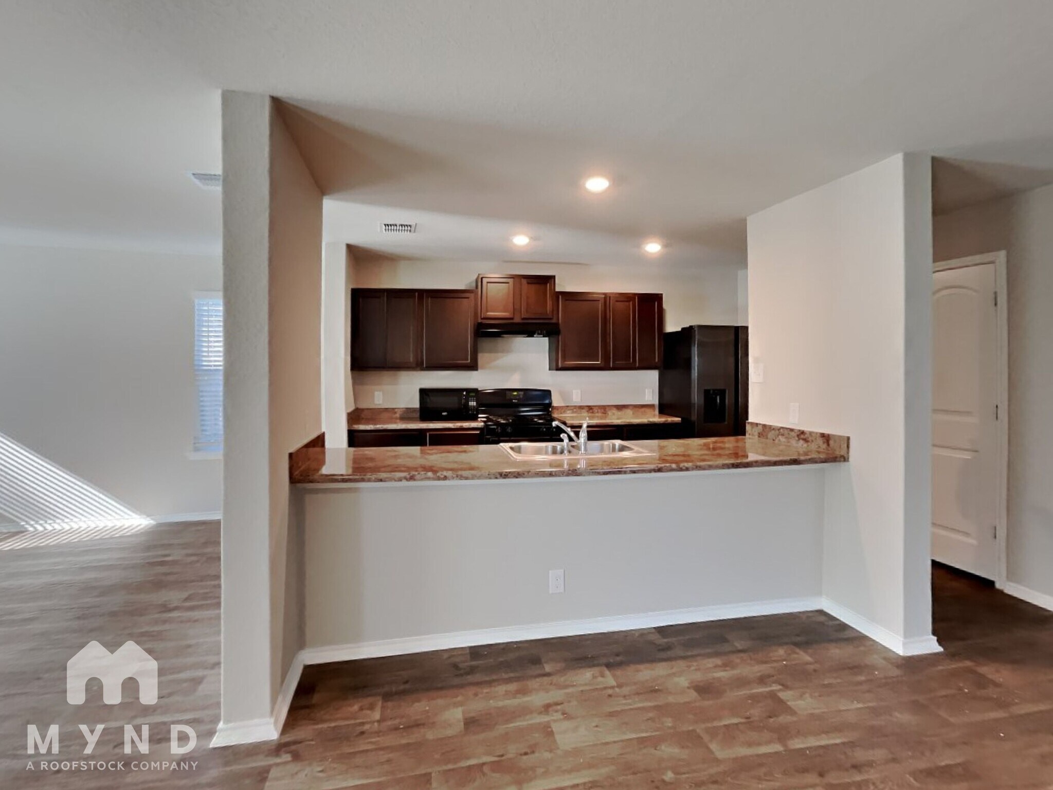 Building Photo - 14614 Fronted Goose