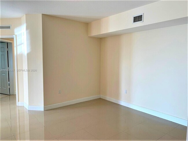 Building Photo - 1745 E Hallandale Beach Blvd