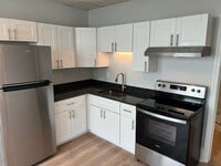 Building Photo - 34 Birch St