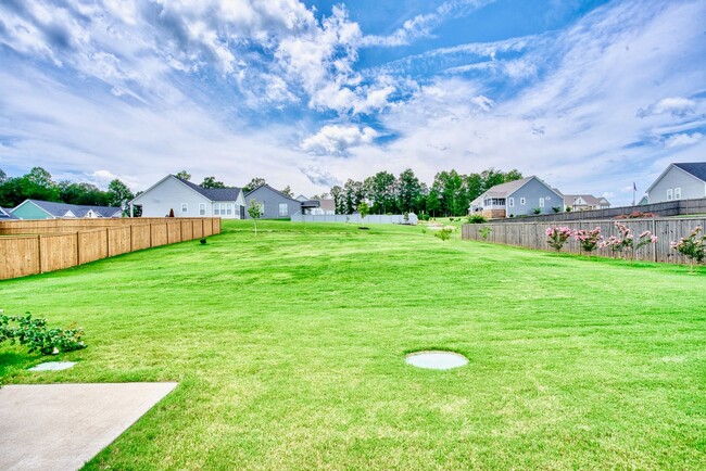 Building Photo - Beautiful home in Greer