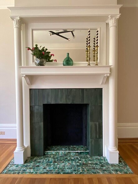 Building Photo - 1226 Green St