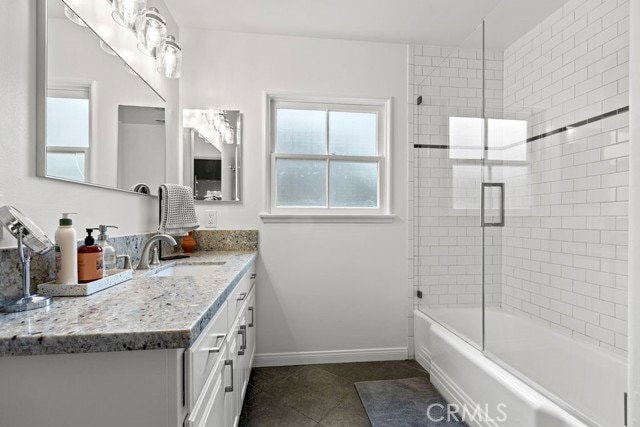 Building Photo - 2450 Bonnie Brae
