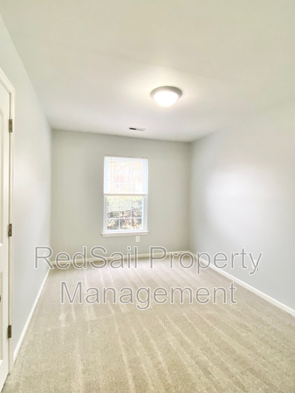 Building Photo - 773 Childress Dr