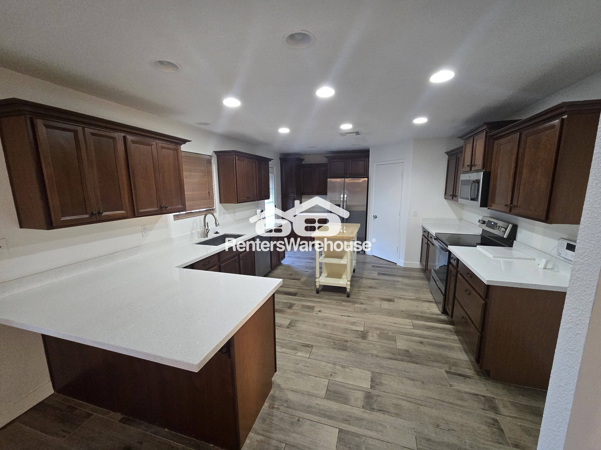 Building Photo - 4136 W Beryl Ave