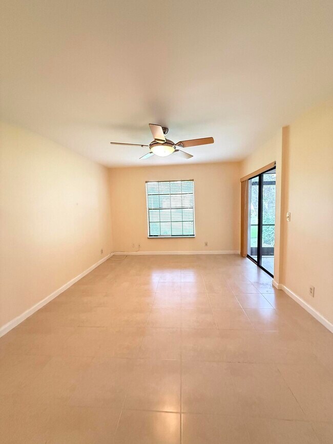 Building Photo - 3080 Inglewood Terrace
