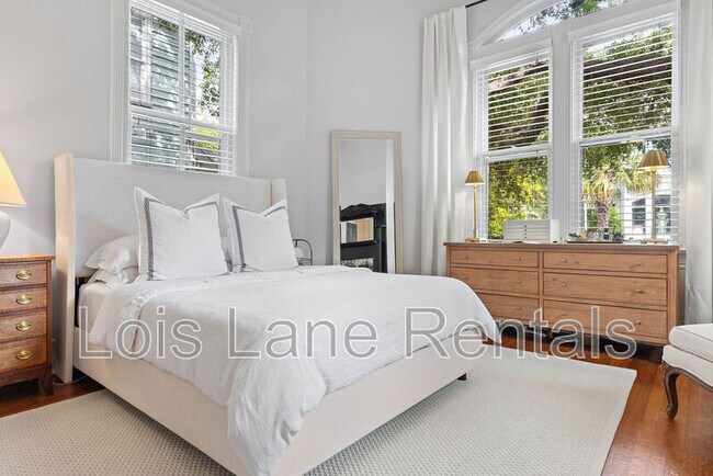 Building Photo - 35 Montagu St