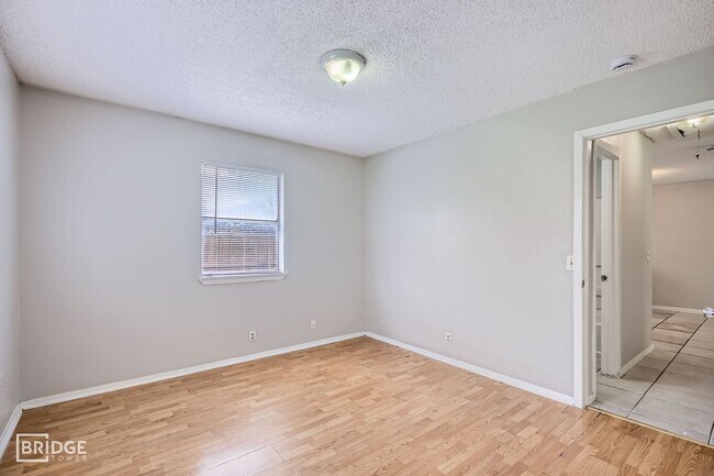 Building Photo - 1102 Jefferson St