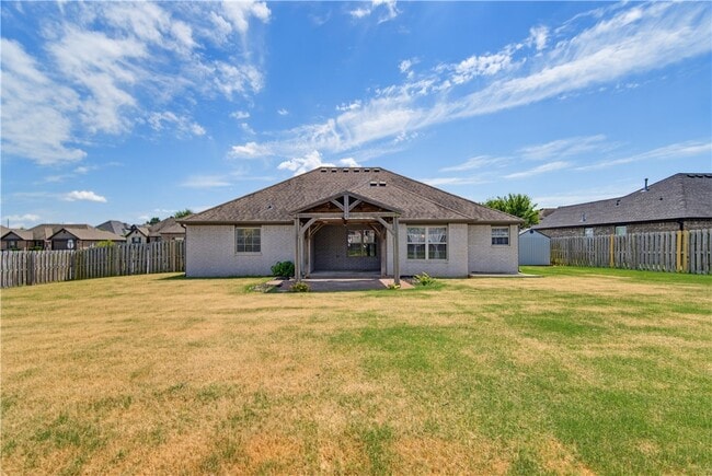 Building Photo - 1500 Aniston Rd