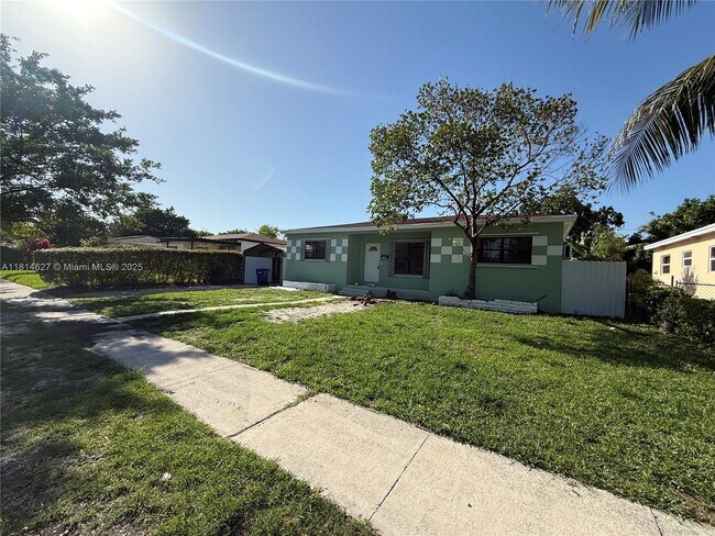 Primary Photo - 1141 NE 154th Terrace