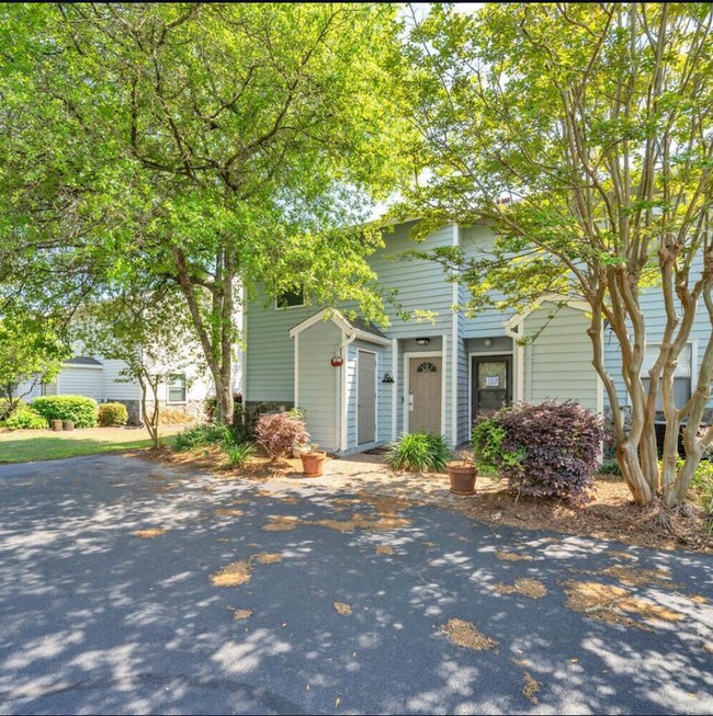 Building Photo - 58 N Myrtle Dr