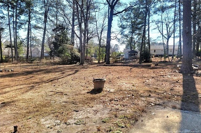 Building Photo - 306 Glenola St